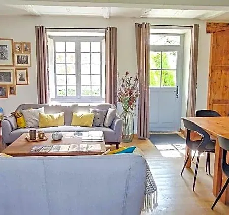 La Source Bed and Breakfast 4*
