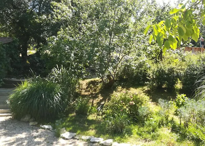 Alojamento de Acomodação e Pequeno-almoço La Source Saint-Cybranet