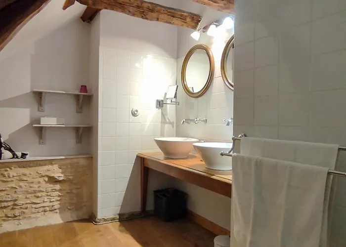 La Source 4* Saint-Cybranet