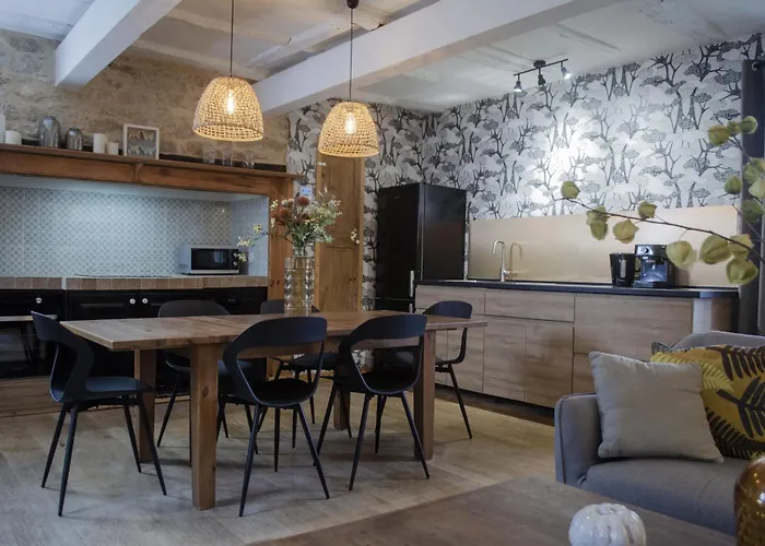 La Source 4* Saint-Cybranet